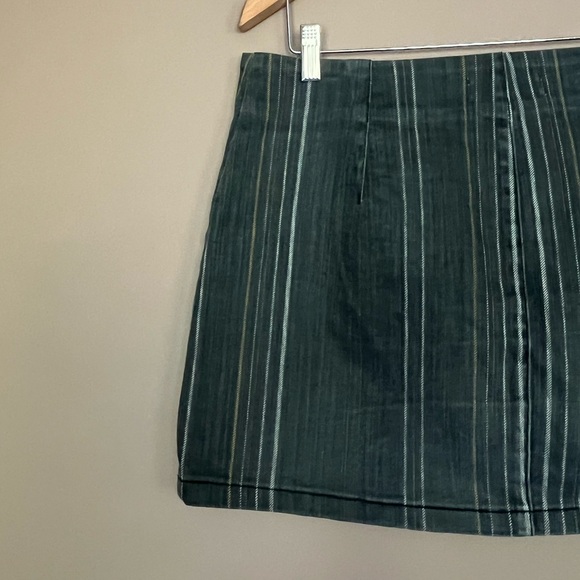 {Urban Outfitters} Striped Contrast Zipper Mini Denim Skirt - Womens Large - Picture 7 of 10